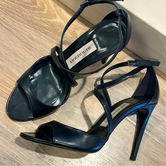 Burberry black stiletto heels size 37 - Picture 1 of 8